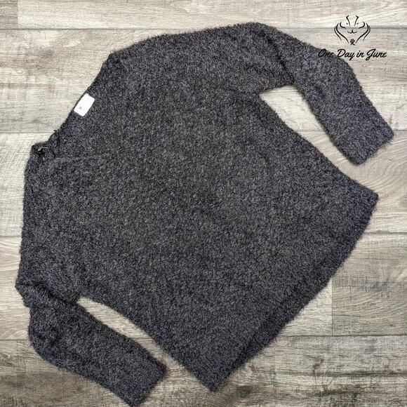 Poof Apparel Fuzzy Knit Sweater Size L - Picture 1 of 5
